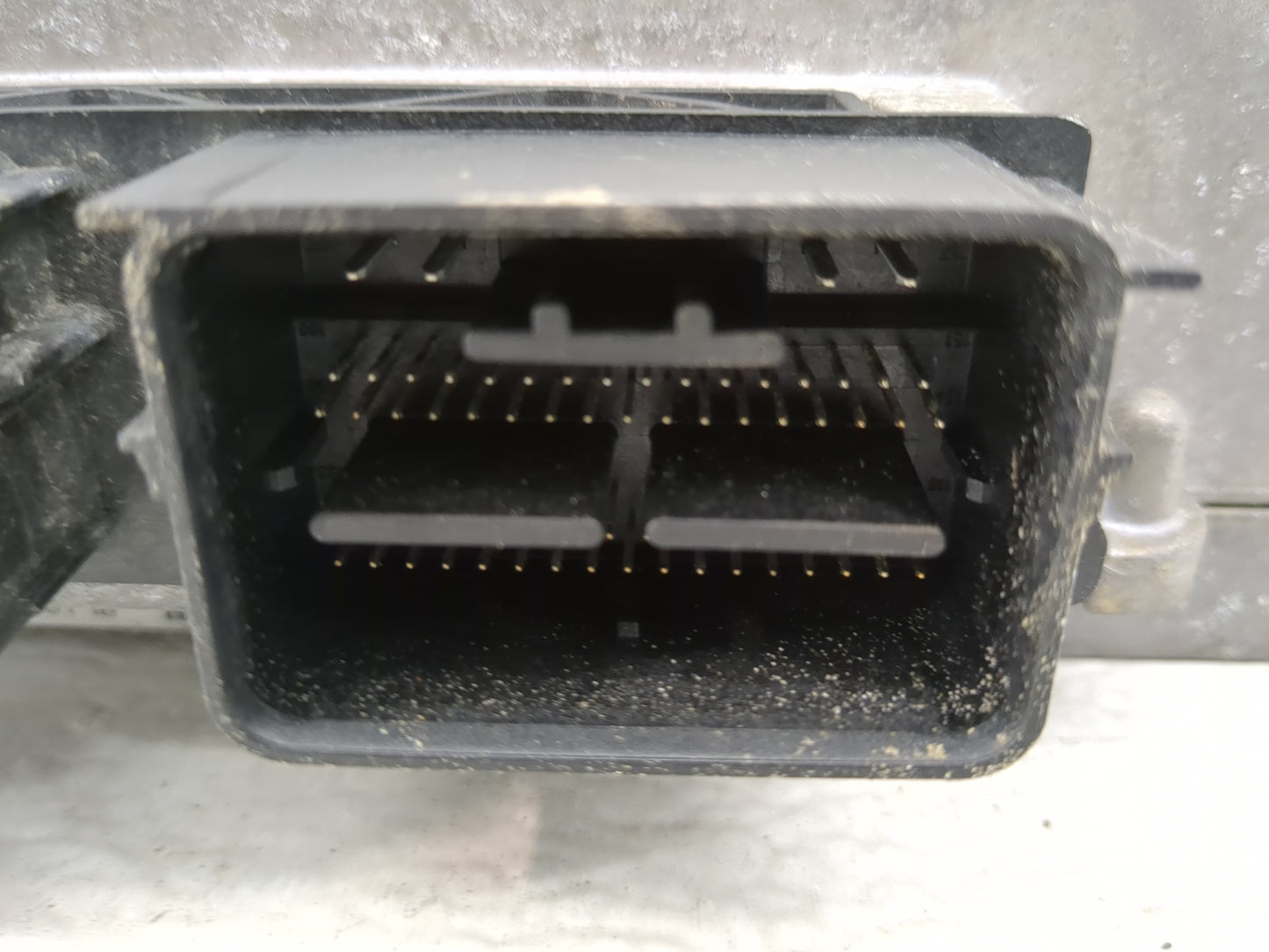 2011 Ford Expedition PCM Engine Control Computer ECU ECM PCU OEM P/N:S66FF 8 261 S06 805, 12692 Fits OEM Used Auto Parts - O