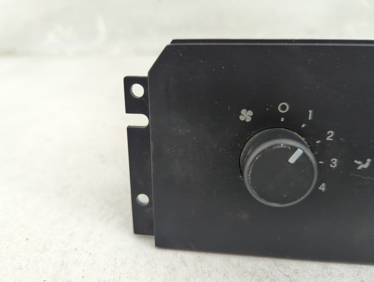 2007-2014 Ford Expedition Climate Control Module Temperature AC/Heater Replacement P/N:8L14-19980-AB VP8L1H-19980-AB Fits OE