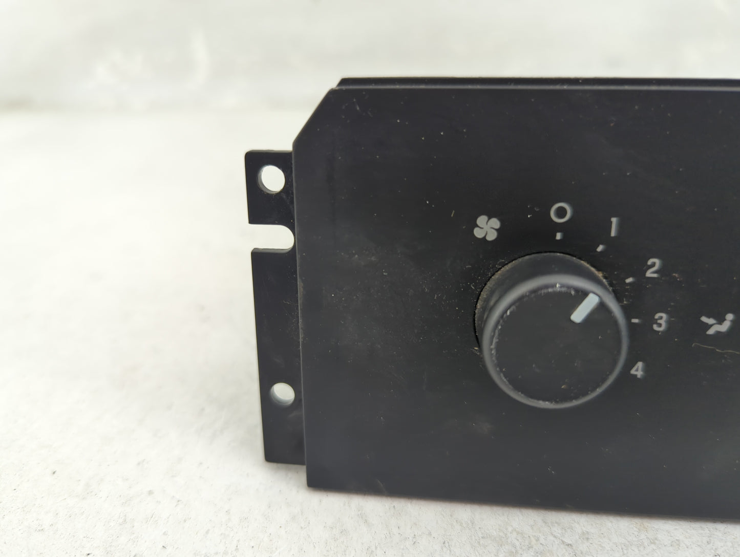 2007-2014 Ford Expedition Climate Control Module Temperature AC/Heater Replacement P/N:8L14-19980-AB VP8L1H-19980-AB Fits OE