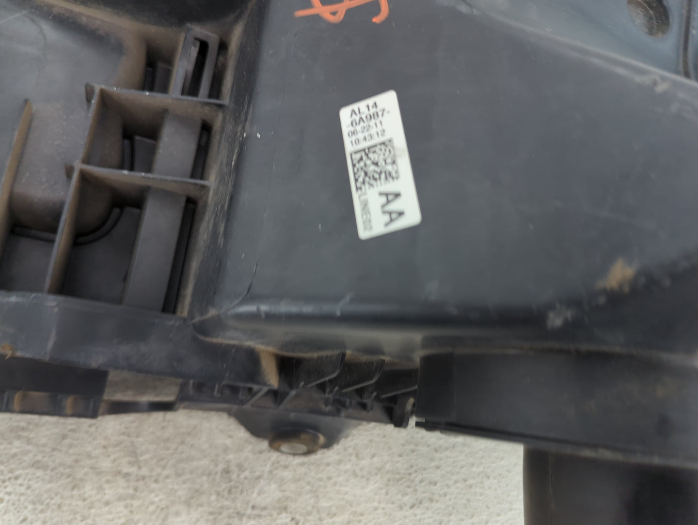 2010-2014 Ford Expedition Air Cleaner Intake-duct Hose Tube 1494160 - Oemusedautoparts1.com