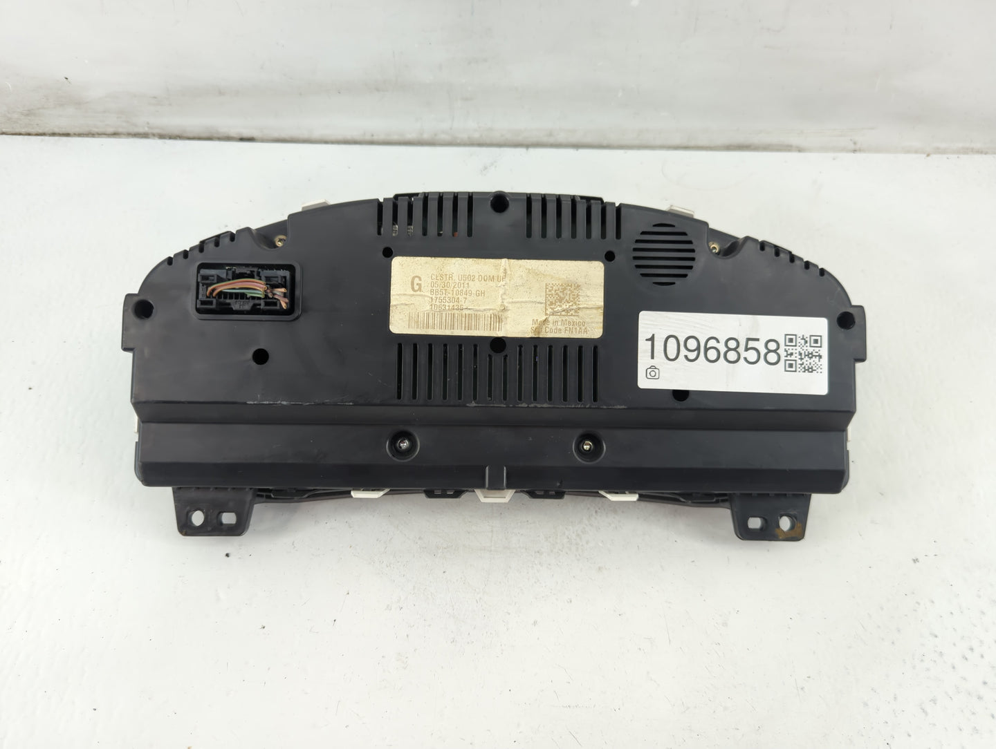 2011 Ford Explorer Instrument Cluster Speedometer Gauges P/N:BB5T-10849-GH Fits OEM Used Auto Parts - Oemusedautoparts1.com