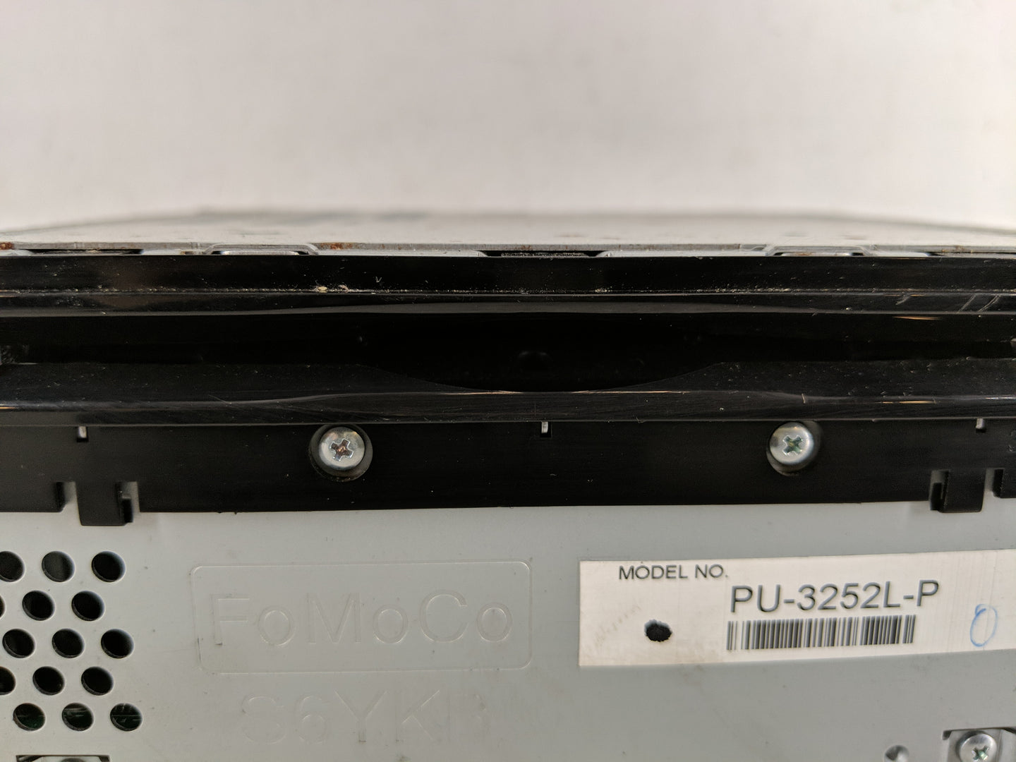 2011 Ford Explorer Radio AM FM Cd Player Receiver Replacement P/N:BB5T-19C107-BS Fits OEM Used Auto Parts - Oemusedautoparts