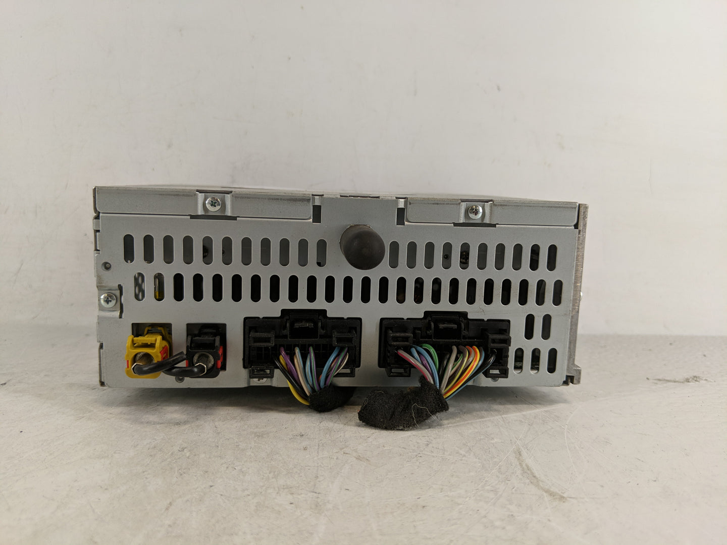 2011 Ford Explorer Radio AM FM Cd Player Receiver Replacement P/N:BB5T-19C107-BS Fits OEM Used Auto Parts - Oemusedautoparts