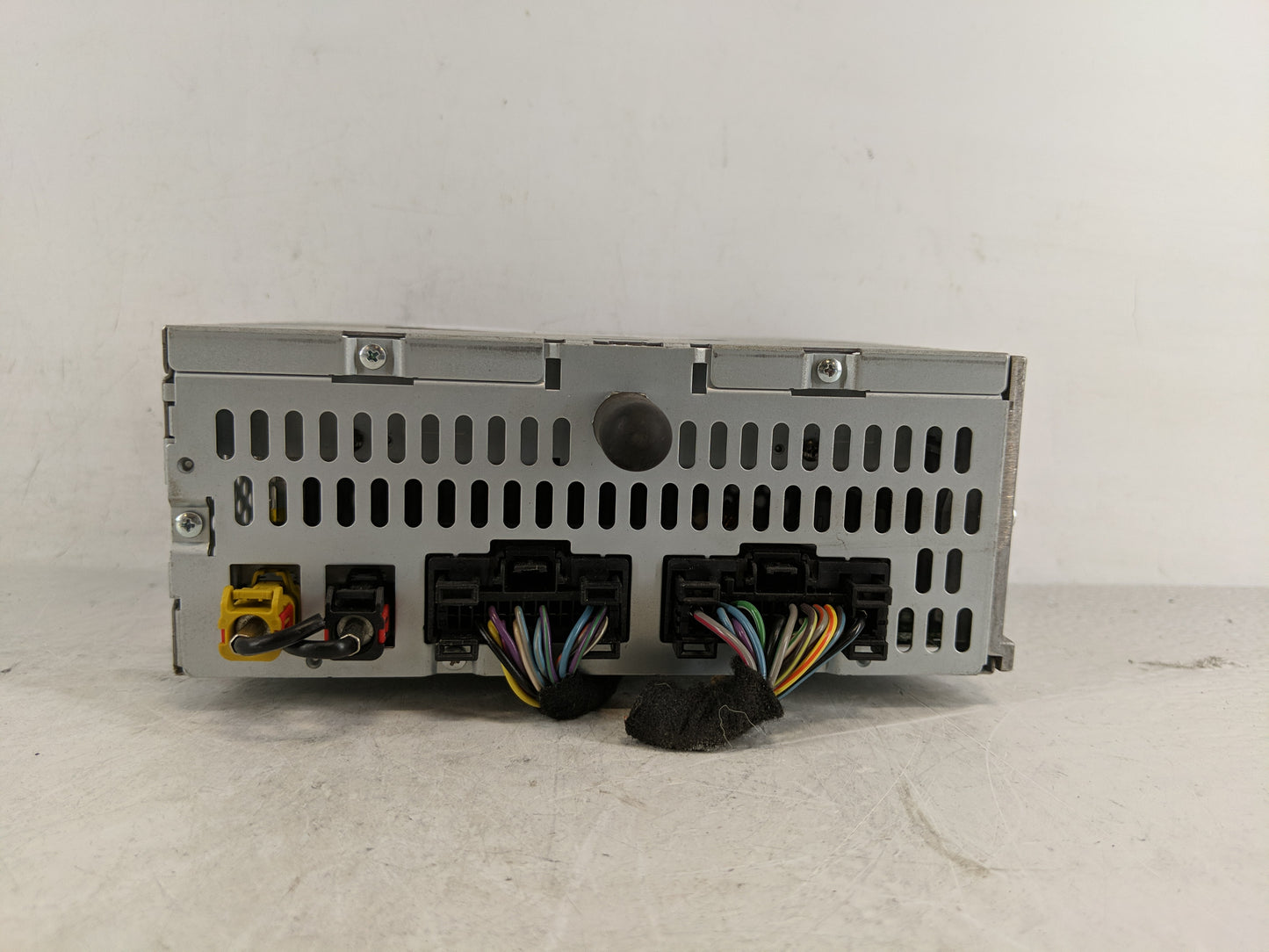 2011 Ford Explorer Radio AM FM Cd Player Receiver Replacement P/N:BB5T-19C107-BS Fits OEM Used Auto Parts - Oemusedautoparts