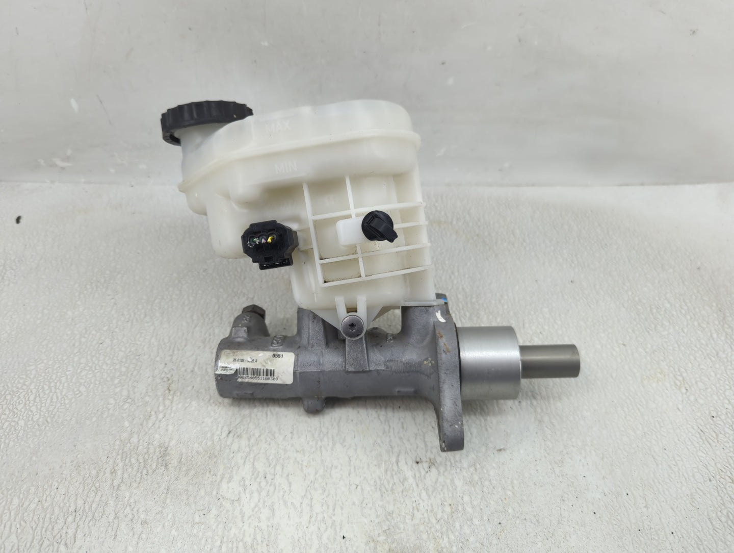 2011-2012 Ford Explorer Brake Master Cylinder - Oemusedautoparts1.com