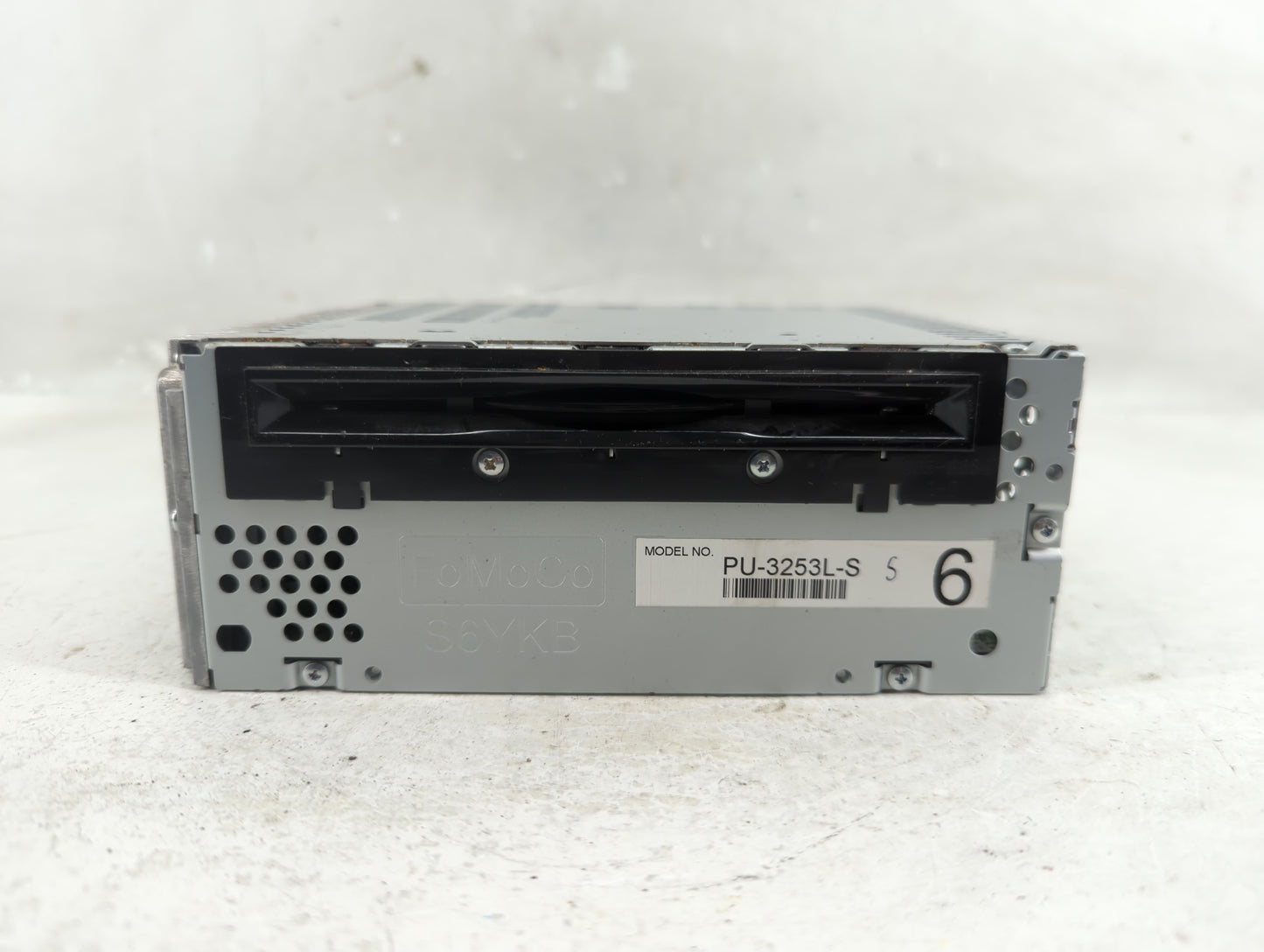 2011 Ford Explorer Radio AM FM Cd Player Receiver Replacement P/N:BB5T-19C107-CS Fits OEM Used Auto Parts - Oemusedautoparts