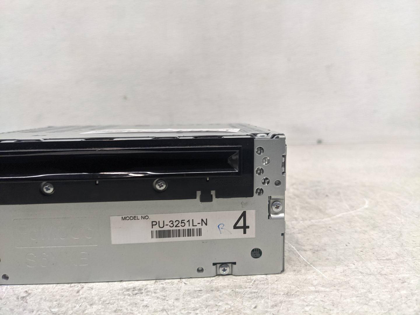 2011 Ford Explorer Radio AM FM Cd Player Receiver Replacement P/N:BB5T-19C107-AN BB5T-19C107-BS Fits OEM Used Auto Parts - O