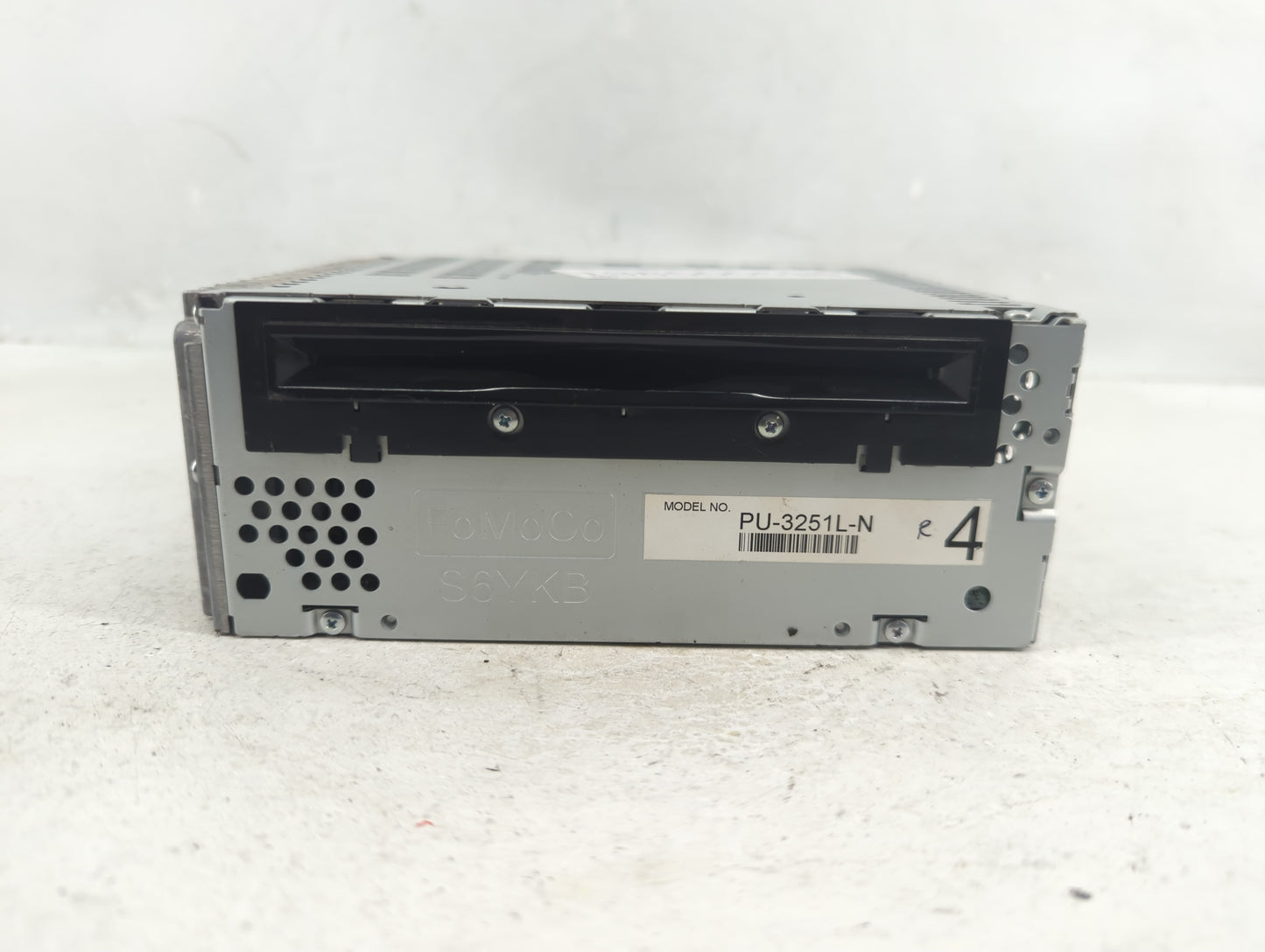 2011 Ford Explorer Radio AM FM Cd Player Receiver Replacement P/N:BB5T-19C107-AN Fits OEM Used Auto Parts - Oemusedautoparts