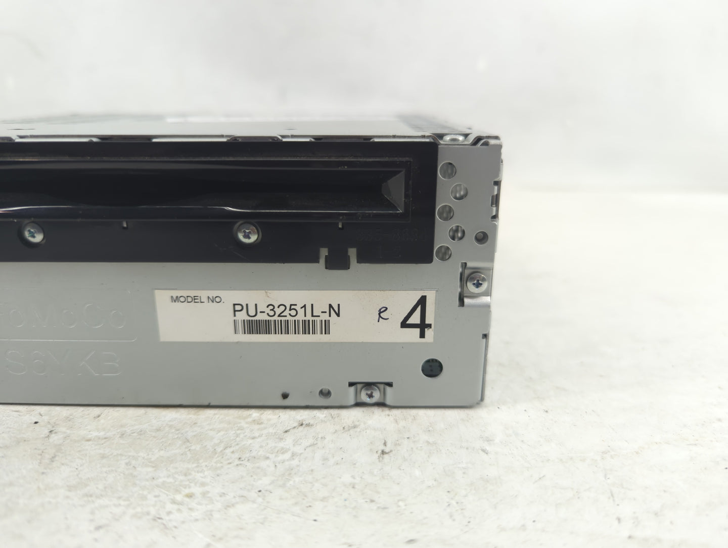 2011 Ford Explorer Radio AM FM Cd Player Receiver Replacement P/N:BB5T-19C107-AN Fits OEM Used Auto Parts - Oemusedautoparts