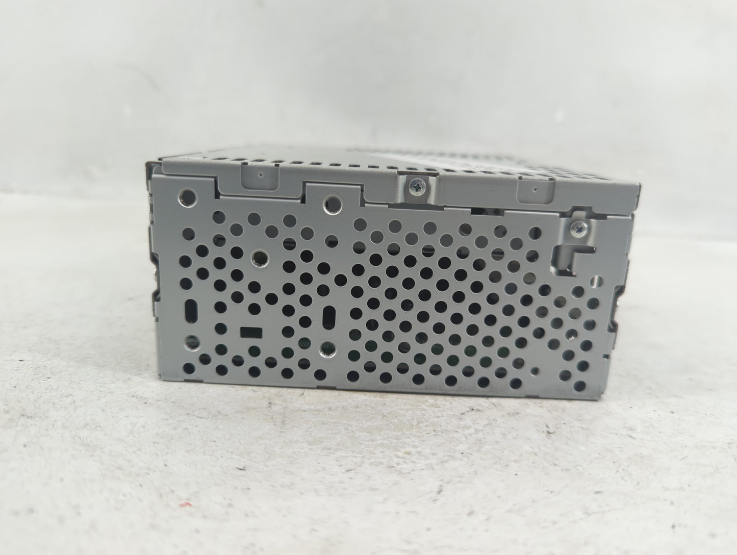 2011 Ford Explorer Radio AM FM Cd Player Receiver Replacement P/N:BB5T-19C107-AN Fits OEM Used Auto Parts - Oemusedautoparts