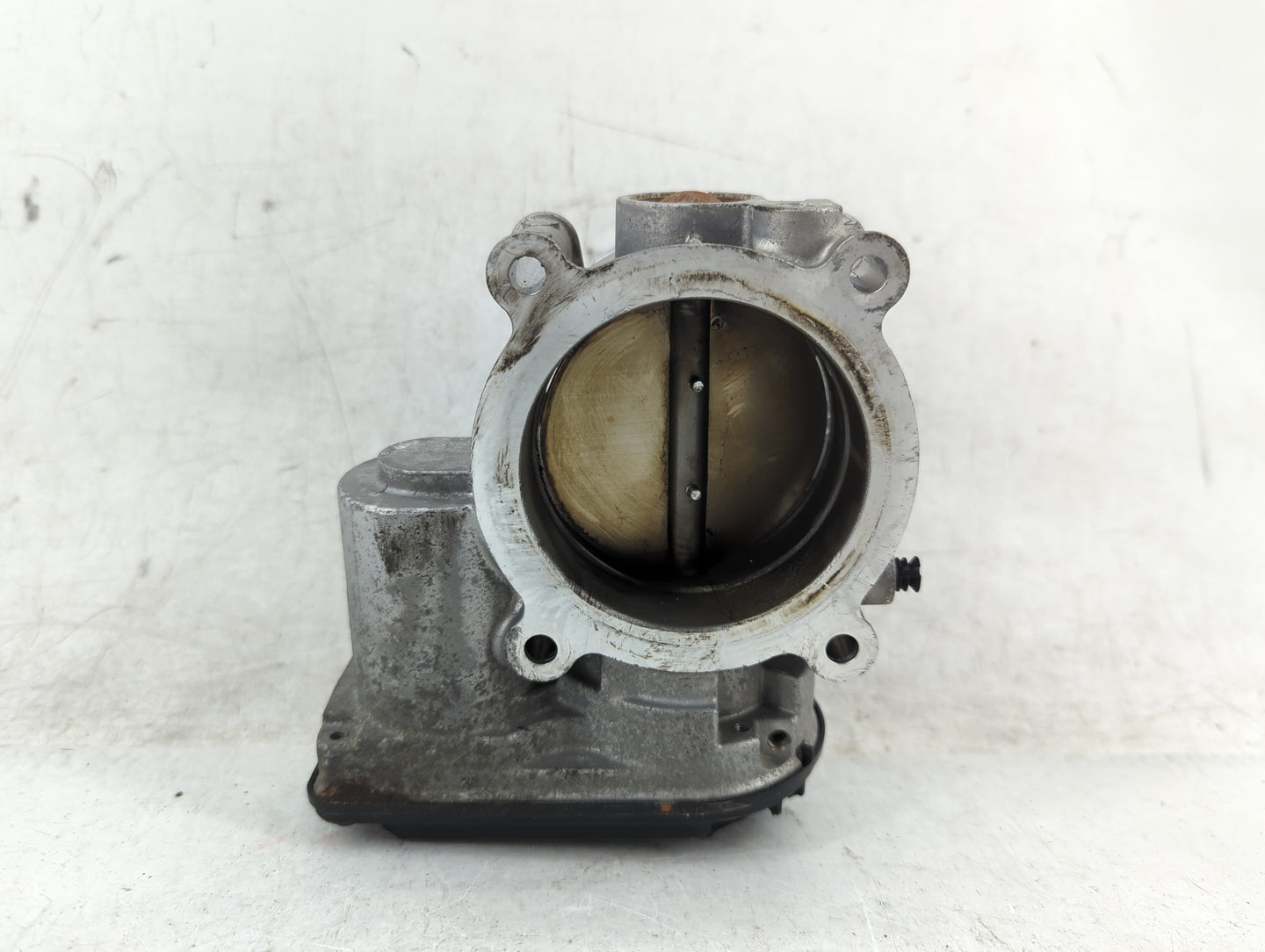 2011-2019 Ford Explorer Throttle Body P/N:AT4E-9F991-EL Fits Fits 2011 2012 2013 2014 2015 2016 2017 2018 2019 OEM Used Auto