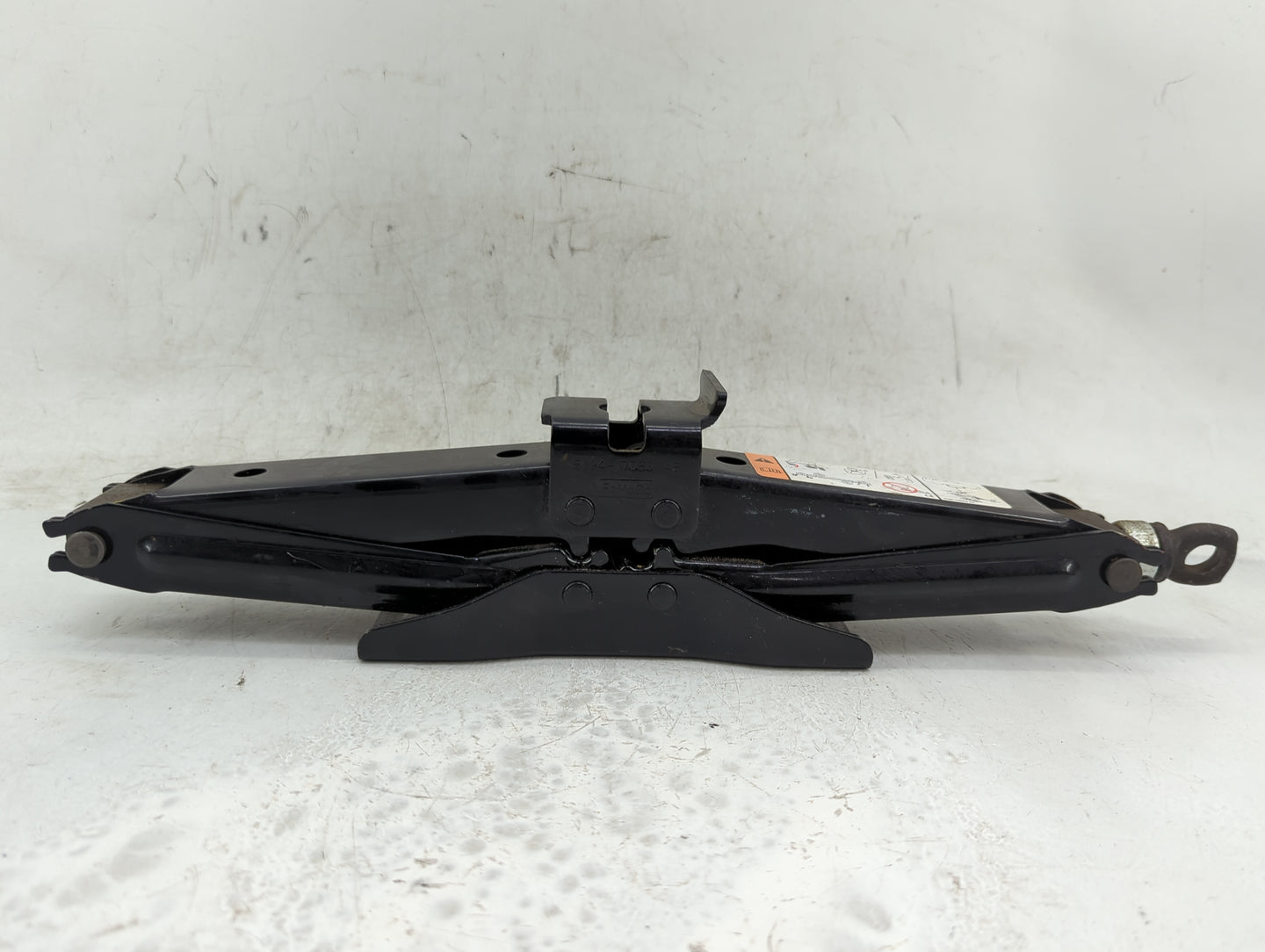 2011 Ford Explorer Spare Scissor Car Jack 1415283 - Oemusedautoparts1.com