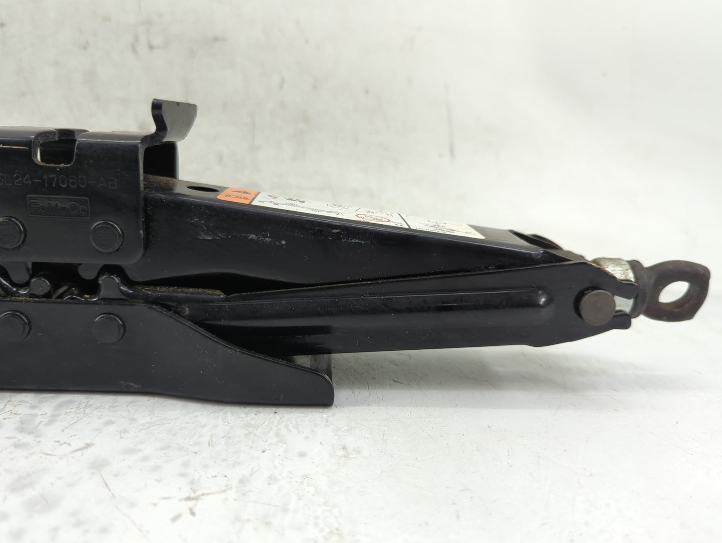 2011 Ford Explorer Spare Scissor Car Jack 1415283 - Oemusedautoparts1.com