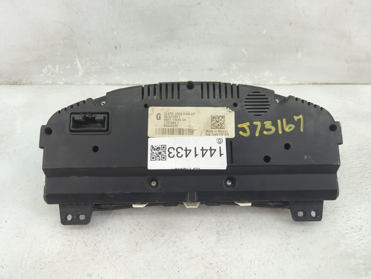 2011 Ford Explorer Instrument Cluster Speedometer Gauges P/N:BB5T-10849-GH 1755304-7, 09644229 Fits OEM Used Auto Parts - Oe