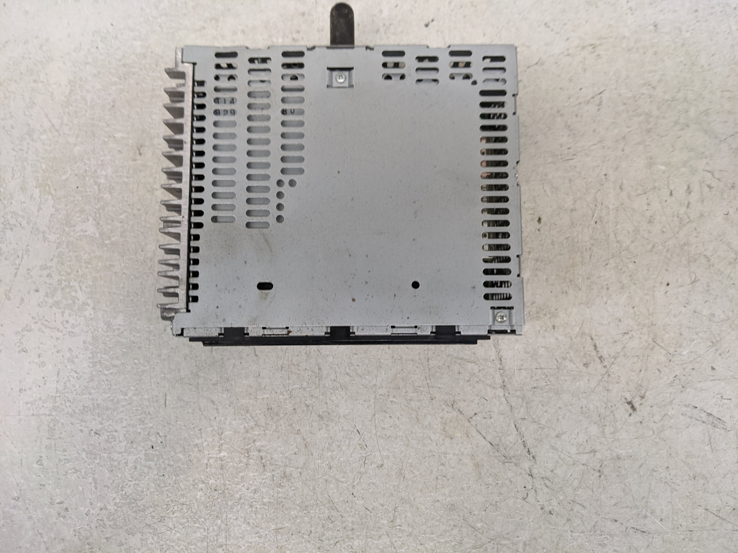 2011 Ford Explorer Radio AM FM Cd Player Receiver Replacement P/N:BB5T-19C107-CS PU-3253L-S, 278-0919-05 Fits OEM Used Auto 