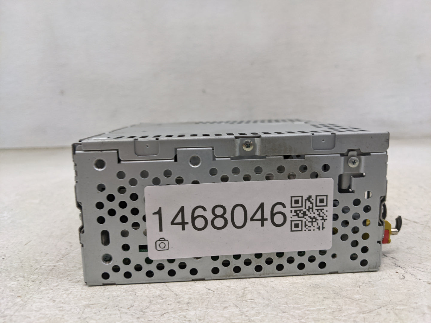 2011 Ford Explorer Radio AM FM Cd Player Receiver Replacement P/N:BB5T-19C107-CS PU-3253L-S, 278-0919-05 Fits OEM Used Auto 