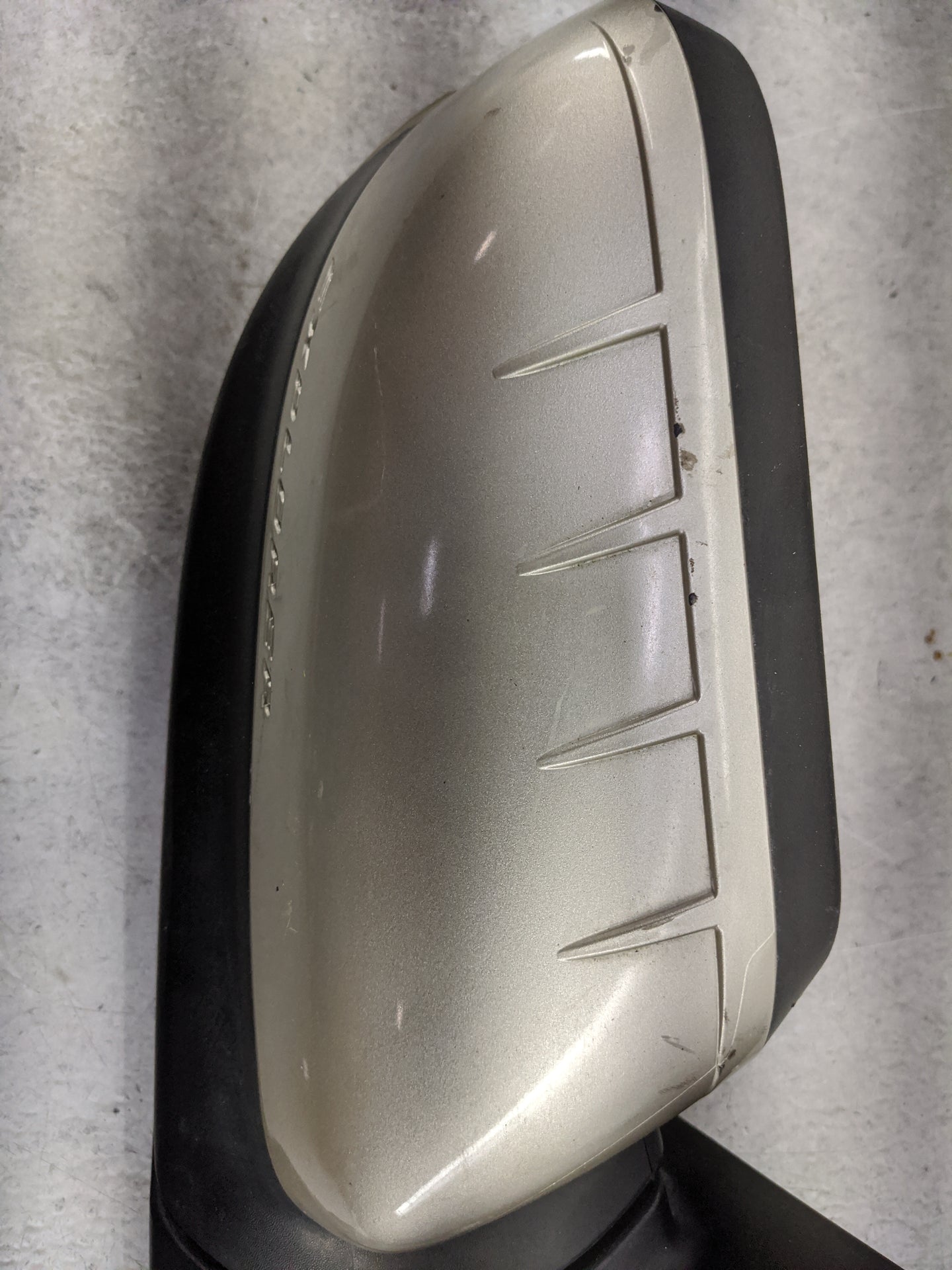 2011-2015 Ford Explorer Passenger Side View Mirror - Right Door Mirror OEM Used - Oemusedautoparts1.com