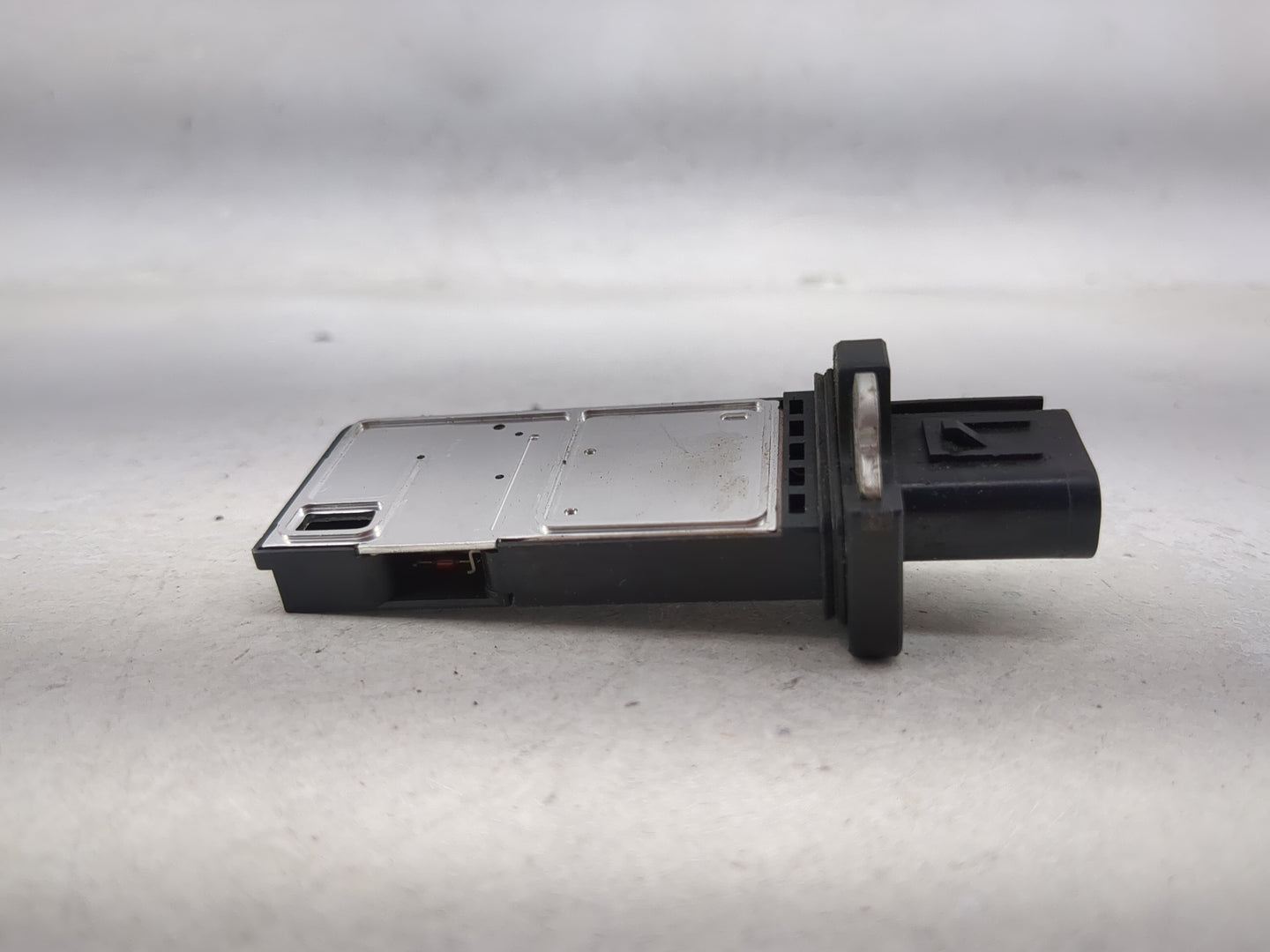 2004-2012 Ford Explorer Mass Air Flow Meter Maf 1485680 - Oemusedautoparts1.com