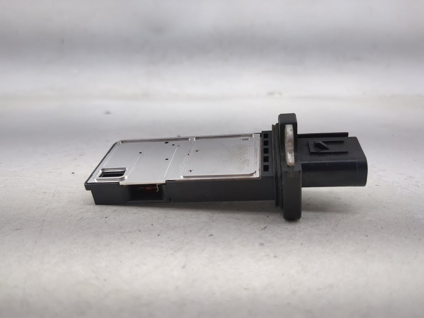 2004-2012 Ford Explorer Mass Air Flow Meter Maf 1485680 - Oemusedautoparts1.com