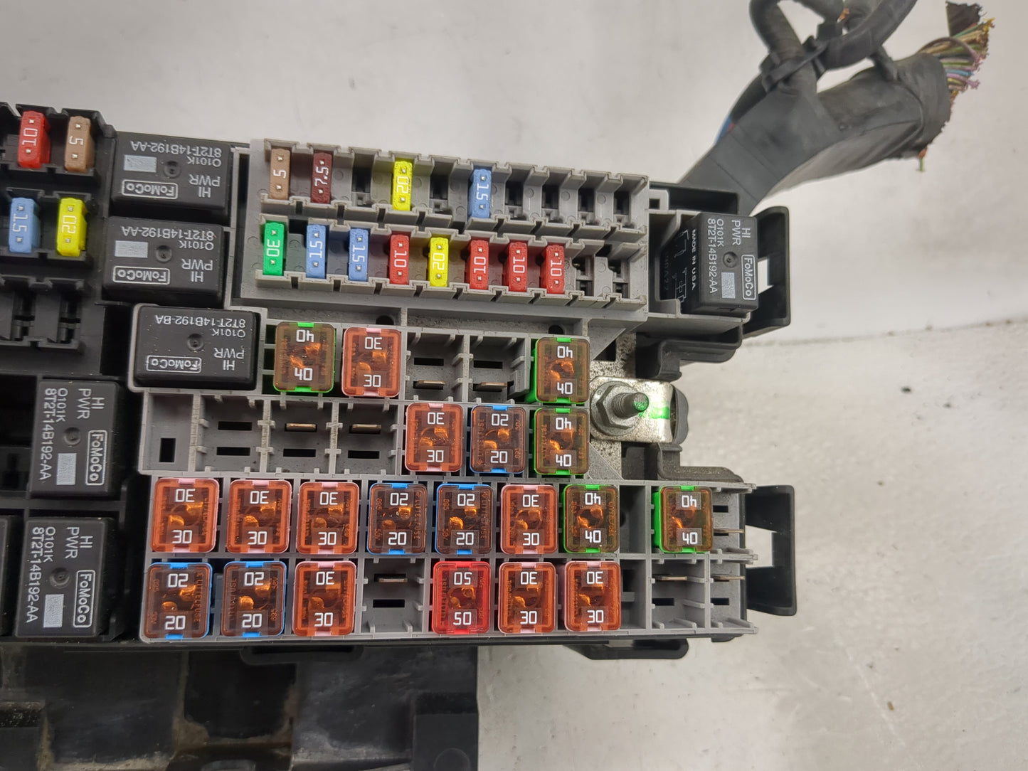 2011-2012 Ford Explorer Fusebox Fuse Box Panel Relay Module P/N:BT4T-14A003-AA 8T2T-CA, 8T2T-14B192-AA Fits Fits 2011 2012 O