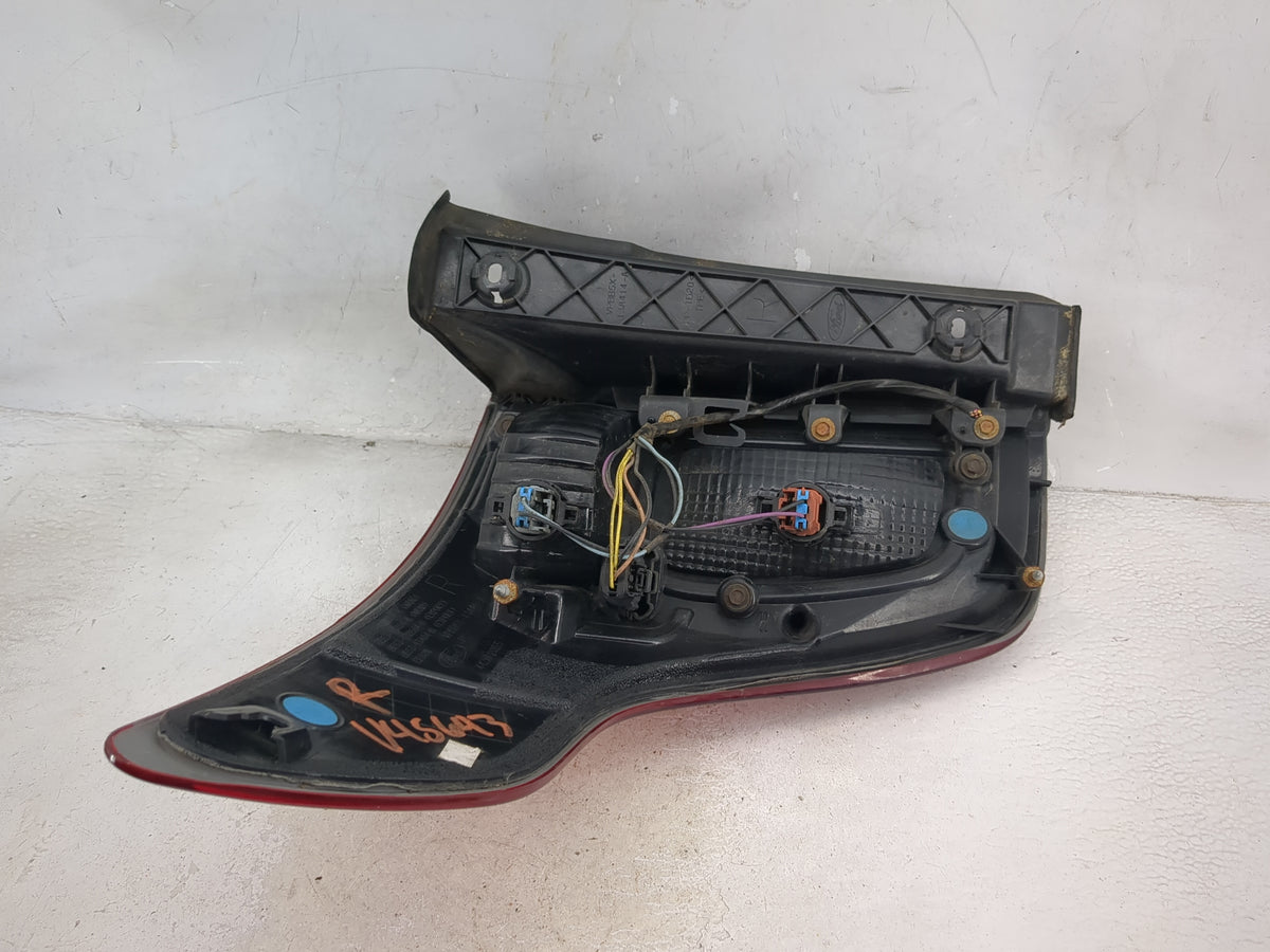 2011-2015 Ford Explorer Tail Light Assembly Passenger Right OEM P/N:BB53-13B504-A BB53-13404-A Fits Fits 2011 2012 2013 2014
