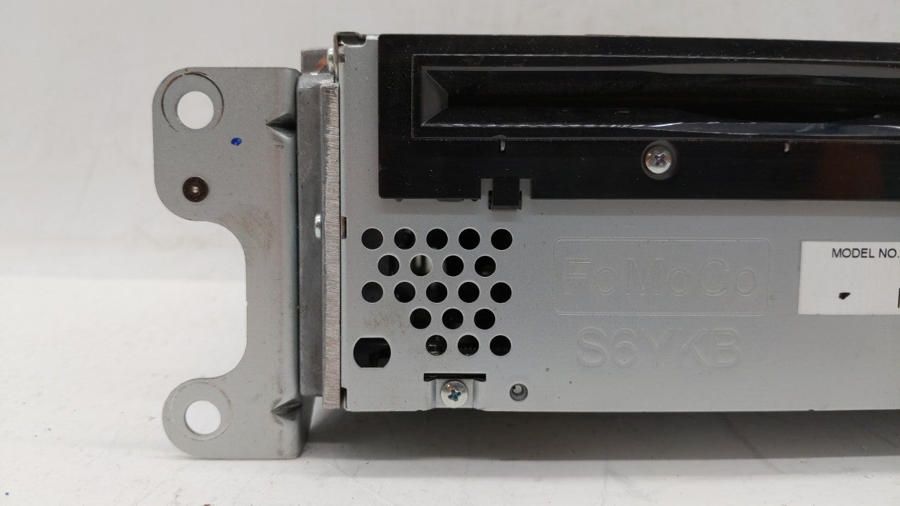 2011-2011 Ford Explorer Am Fm Cd Player Radio Receiver - Oemusedautoparts1.com
