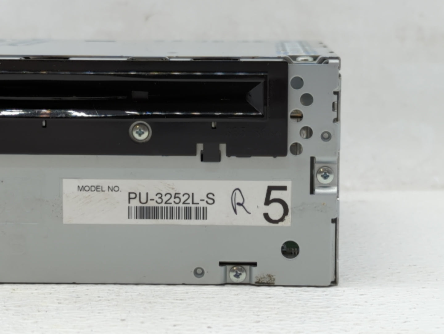 2011 Ford Explorer Radio AM FM Cd Player Receiver Replacement P/N:BB5T-19C107-BS Fits OEM Used Auto Parts - Oemusedautoparts