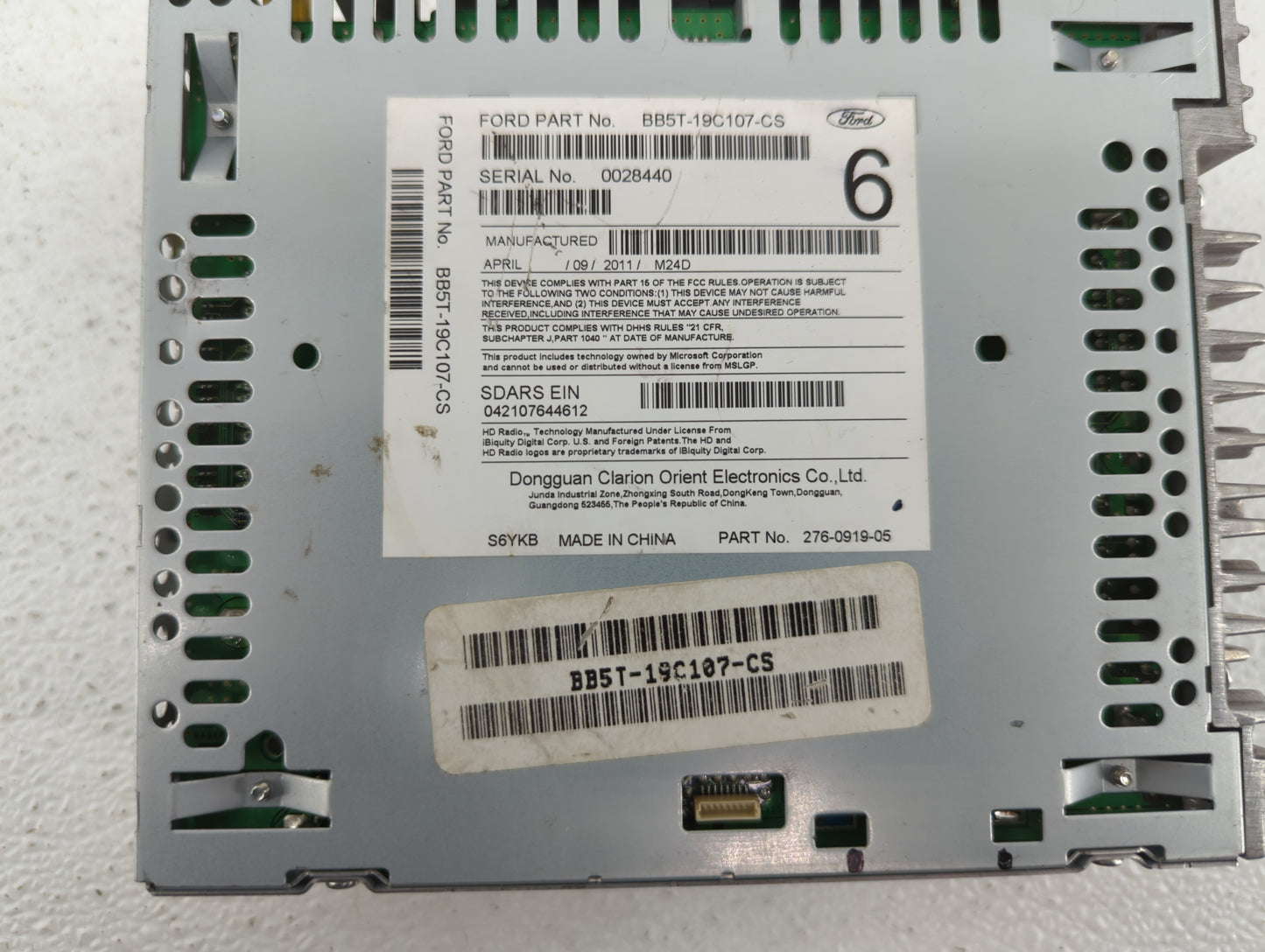 2011-2011 Ford Explorer Am Fm Cd Player Radio Receiver - Oemusedautoparts1.com