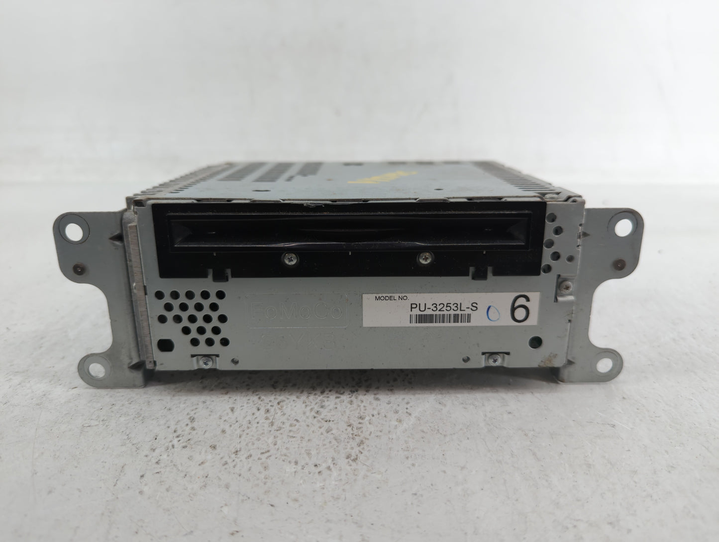 2011-2011 Ford Explorer Am Fm Cd Player Radio Receiver - Oemusedautoparts1.com