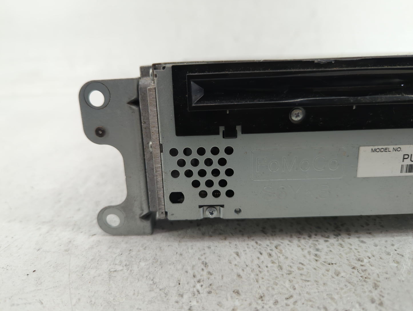 2011-2011 Ford Explorer Am Fm Cd Player Radio Receiver - Oemusedautoparts1.com
