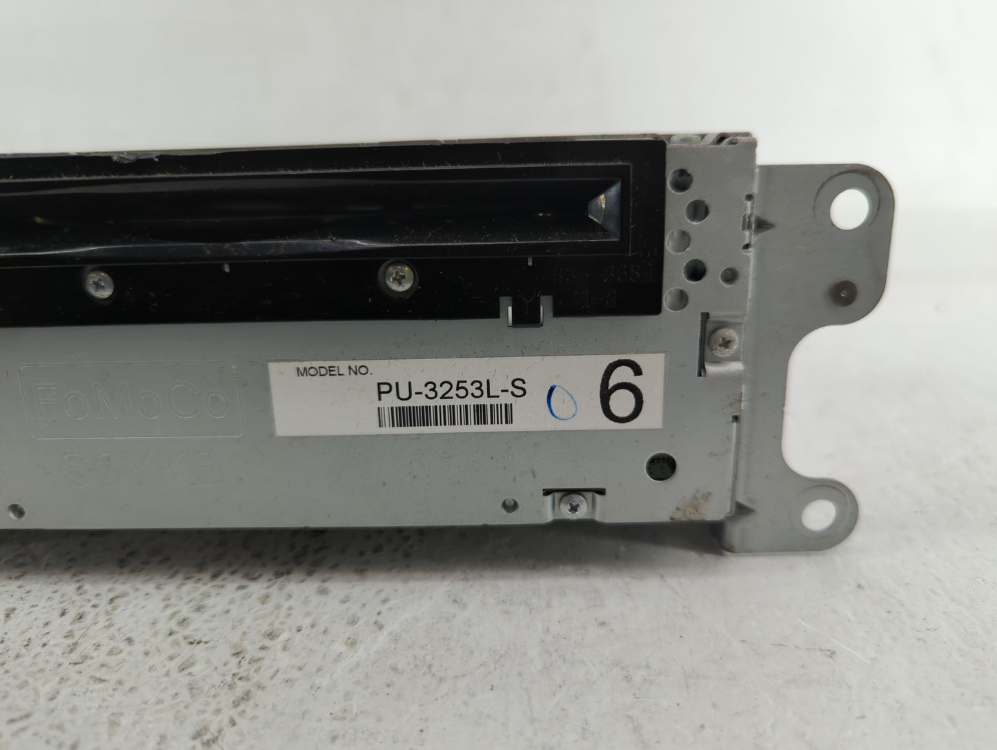 2011-2011 Ford Explorer Am Fm Cd Player Radio Receiver - Oemusedautoparts1.com