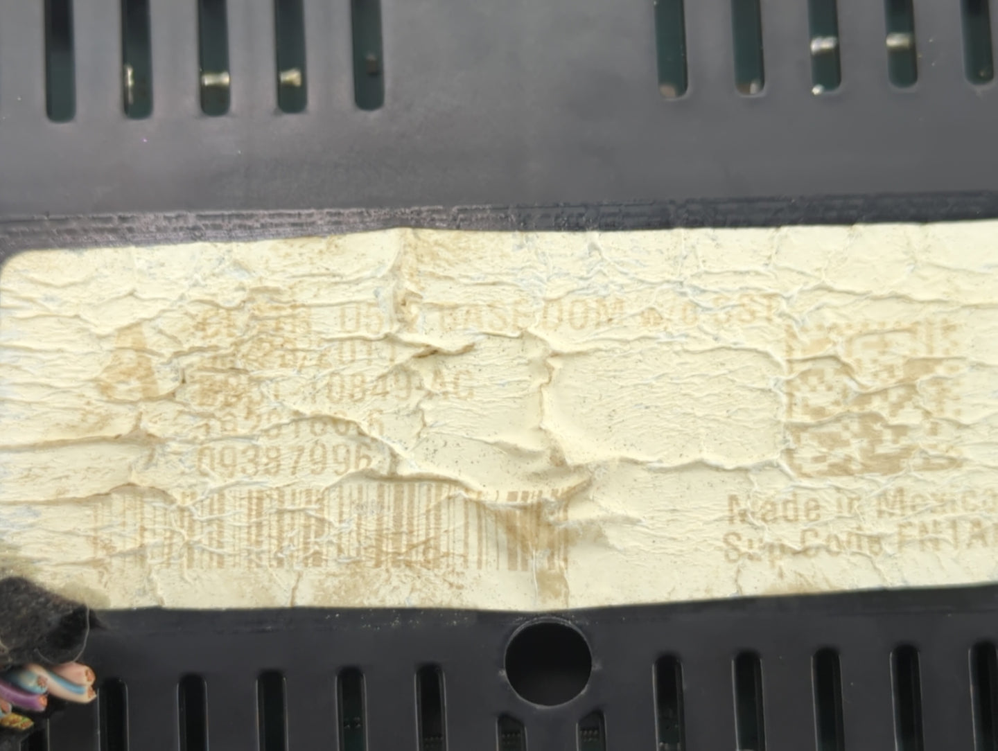 2011 Ford Explorer Instrument Cluster Speedometer Gauges Fits OEM Used Auto Parts - Oemusedautoparts1.com