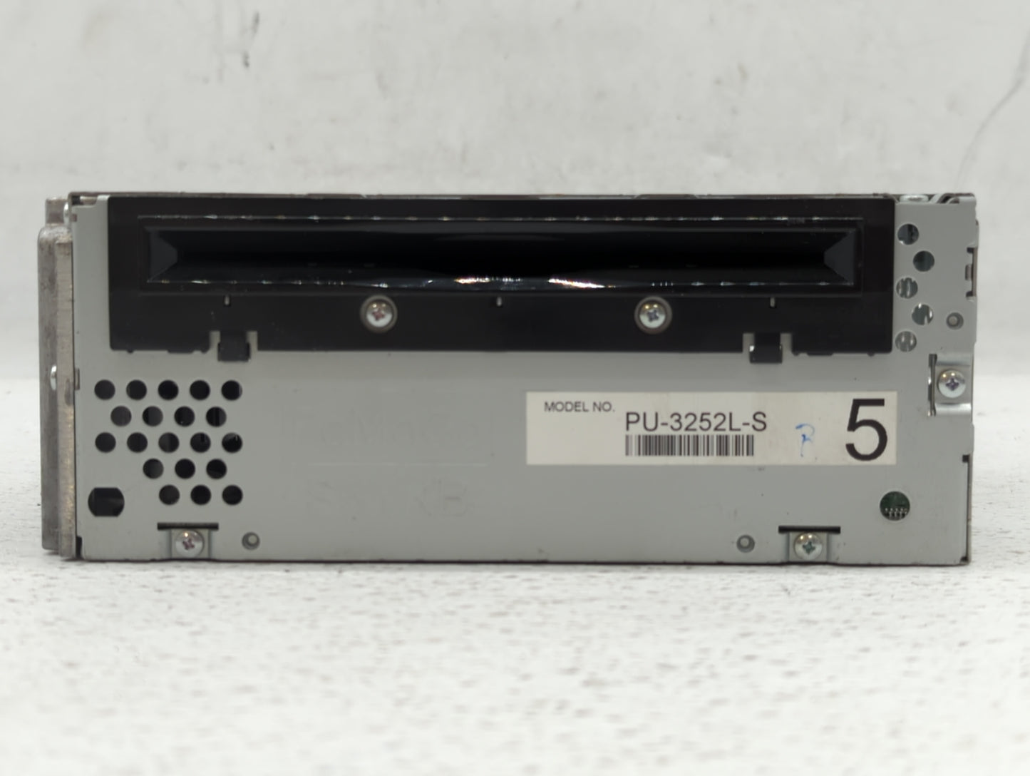 2011-2011 Ford Explorer Am Fm Cd Player Radio Receiver - Oemusedautoparts1.com