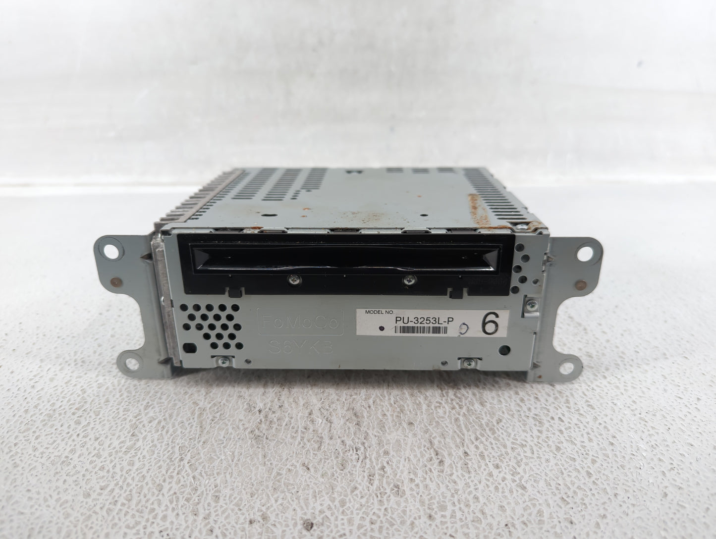 2011-2011 Ford Explorer Am Fm Cd Player Radio Receiver - Oemusedautoparts1.com
