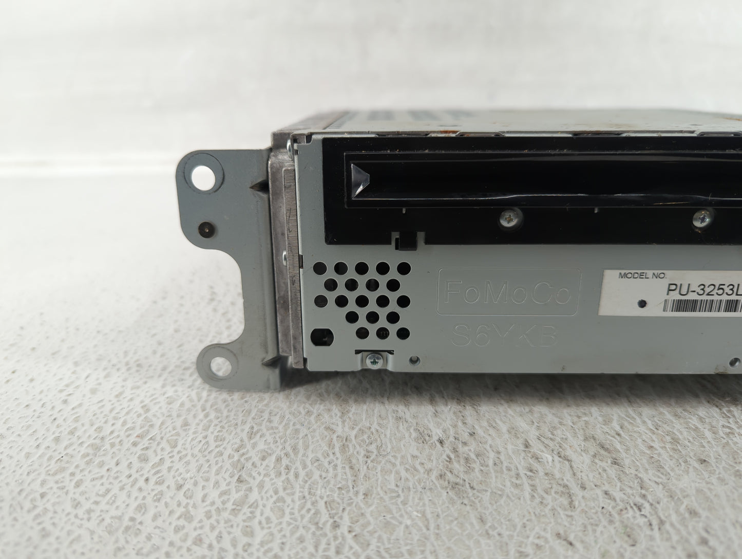 2011-2011 Ford Explorer Am Fm Cd Player Radio Receiver - Oemusedautoparts1.com