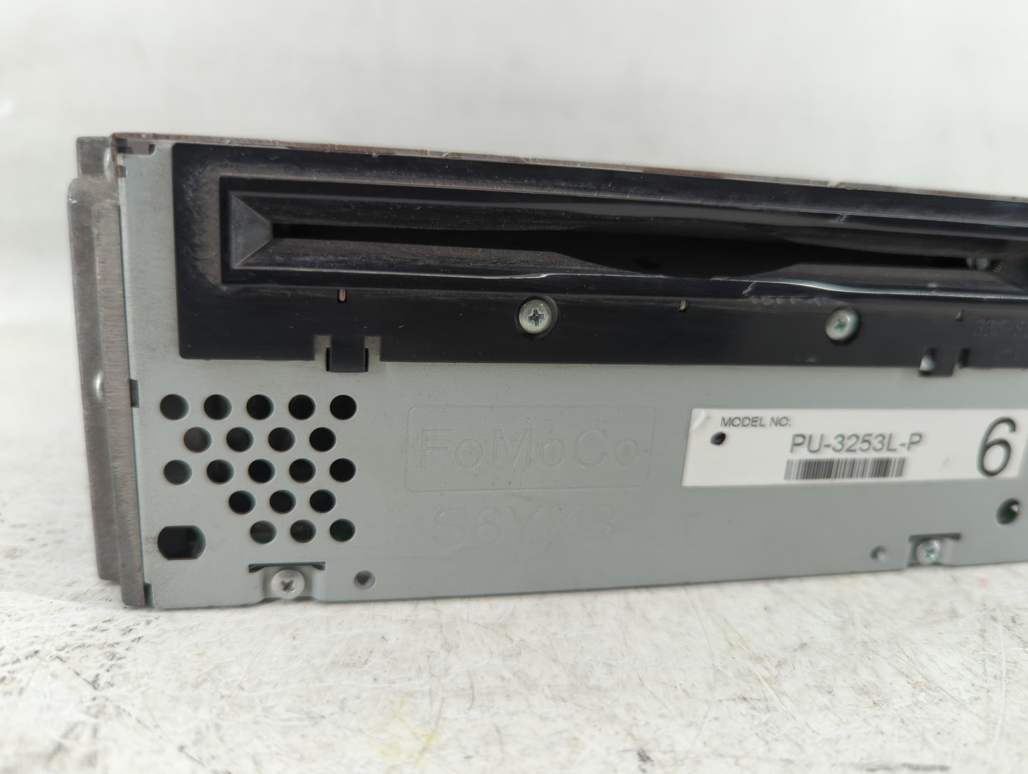 2011 Ford Explorer Radio AM FM Cd Player Receiver Replacement P/N:A12414927 BB5T 19C107CS Fits OEM Used Auto Parts - Oemused