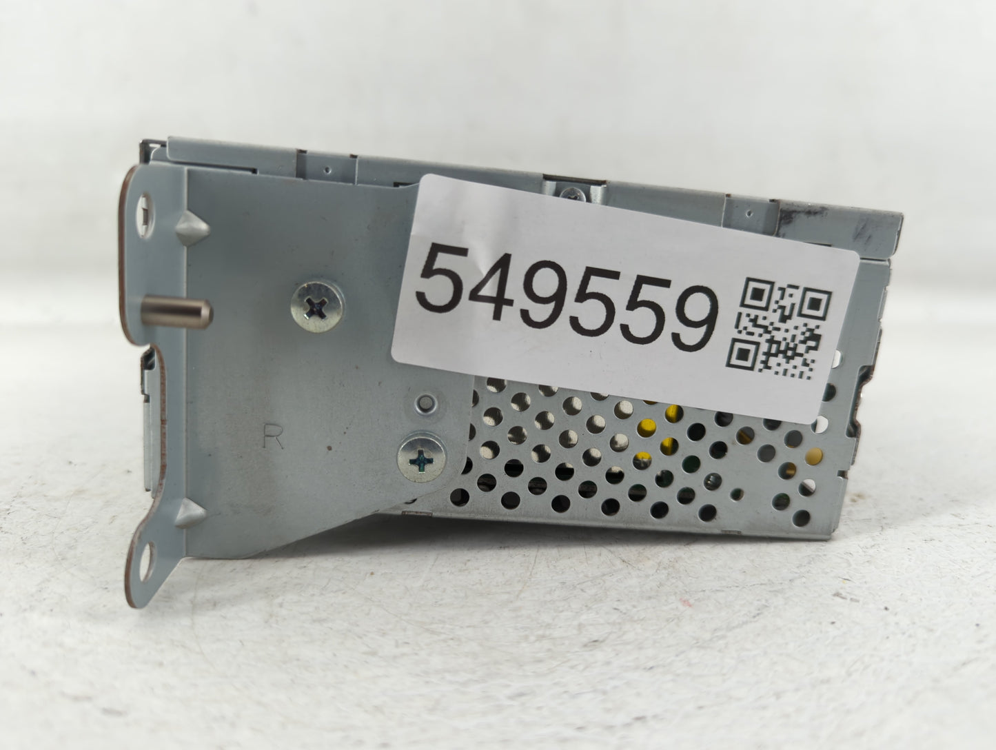 2011-2011 Ford Explorer Am Fm Cd Player Radio Receiver - Oemusedautoparts1.com