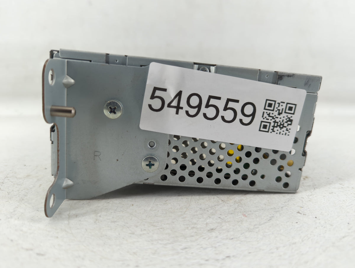 2011-2011 Ford Explorer Am Fm Cd Player Radio Receiver 549559 - Oemusedautoparts1.com
