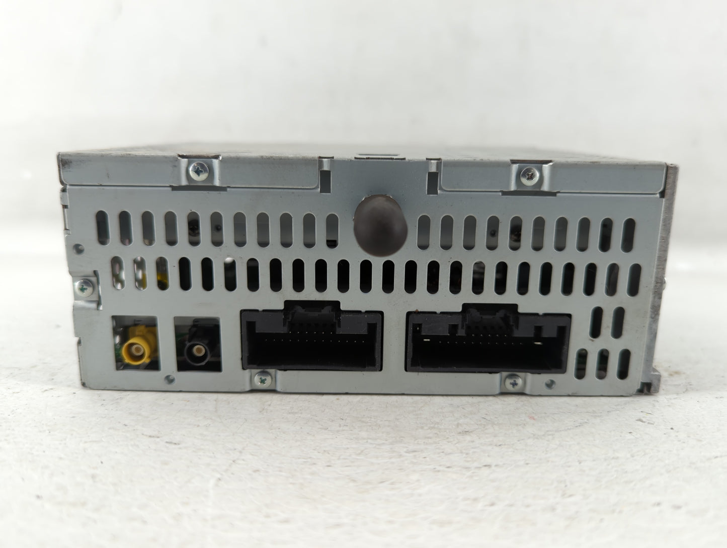 2011-2011 Ford Explorer Am Fm Cd Player Radio Receiver - Oemusedautoparts1.com