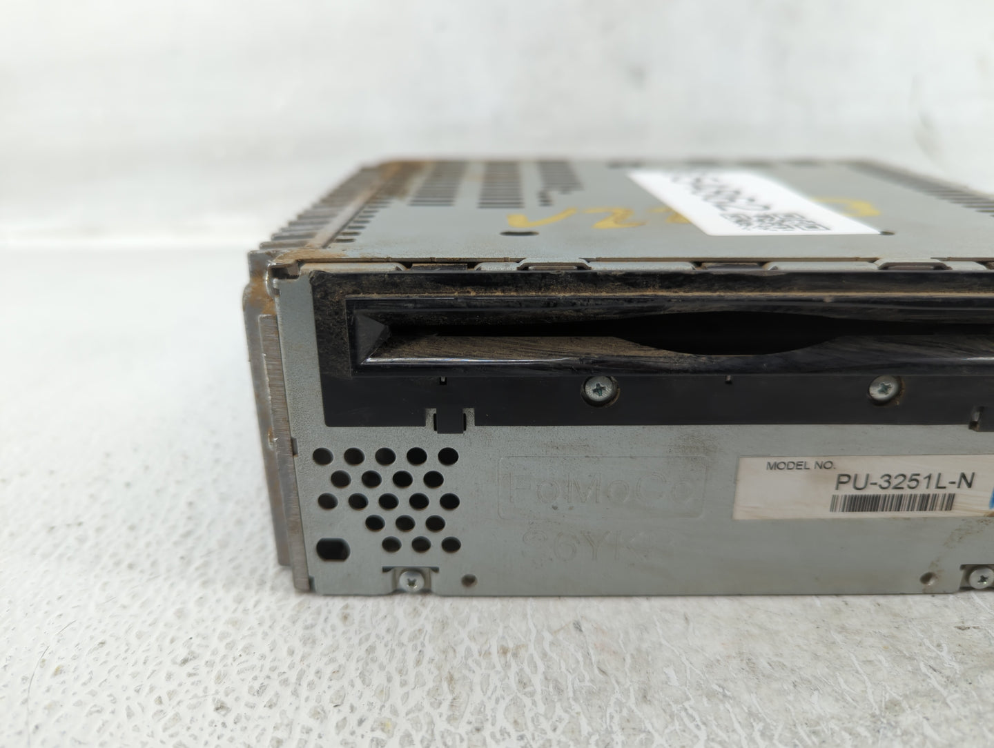 2011-2011 Ford Explorer Am Fm Cd Player Radio Receiver - Oemusedautoparts1.com