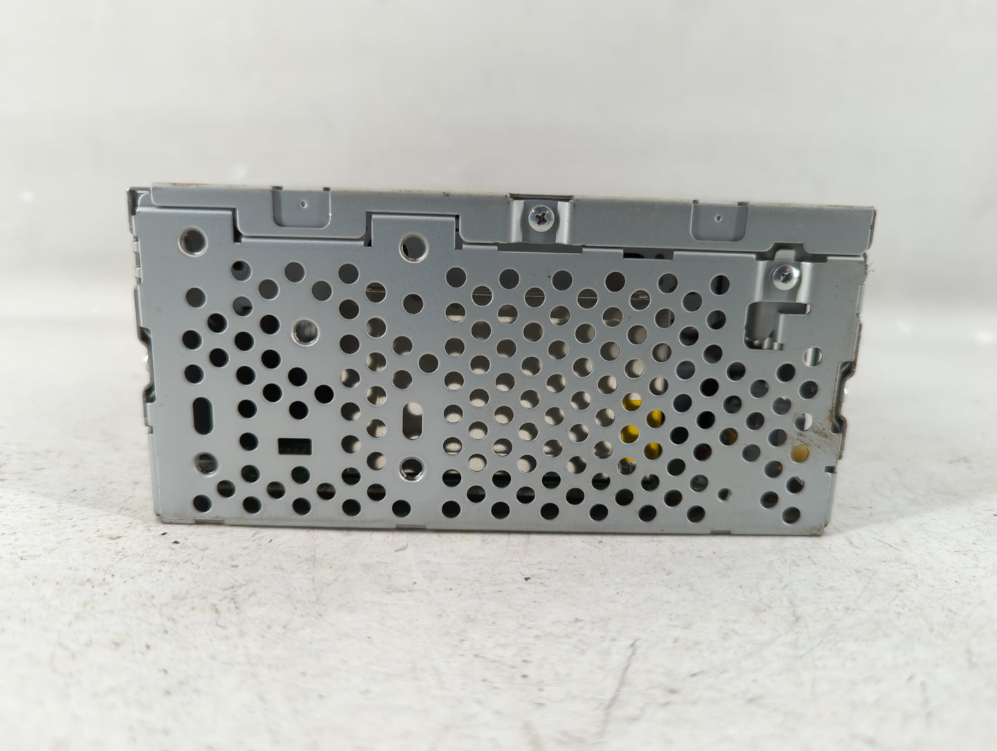 2011-2011 Ford Explorer Am Fm Cd Player Radio Receiver - Oemusedautoparts1.com