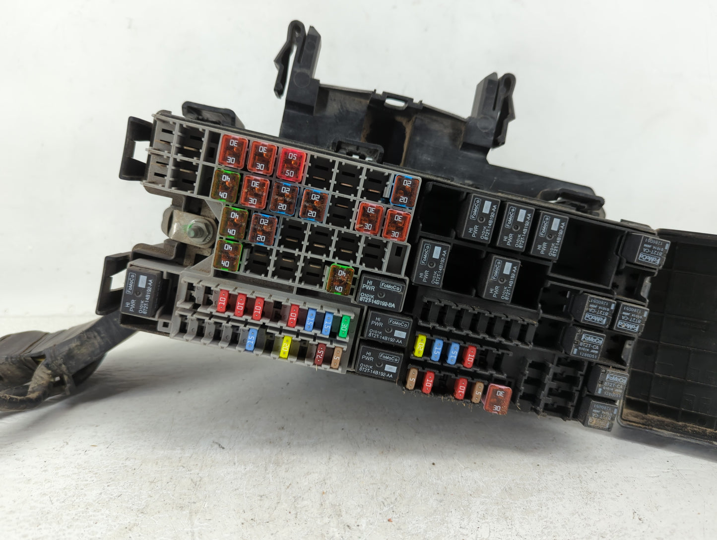 2011-2012 Ford Explorer Fusebox Fuse Box Panel Relay Module P/N:BT4T-14A003-AA Fits Fits 2011 2012 OEM Used Auto Parts - Oem