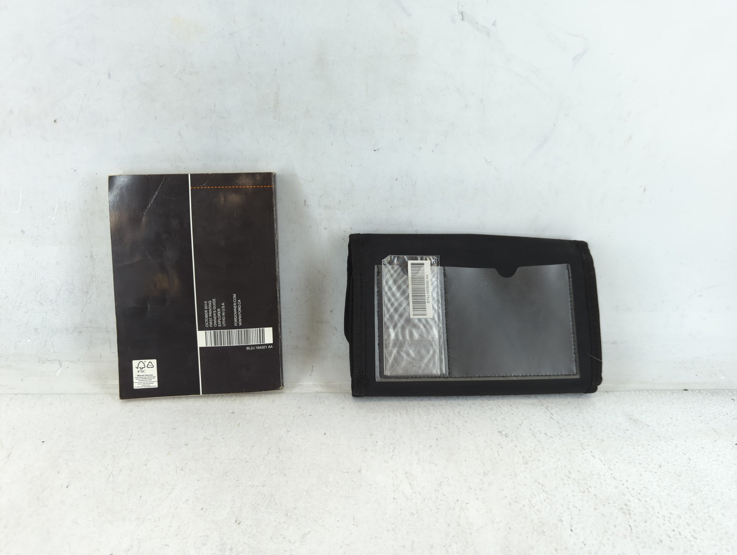 2011 Ford Explorer Owners Manual Book Guide P/N:BL2J 19A321 AA OEM Used Auto Parts - Oemusedautoparts1.com