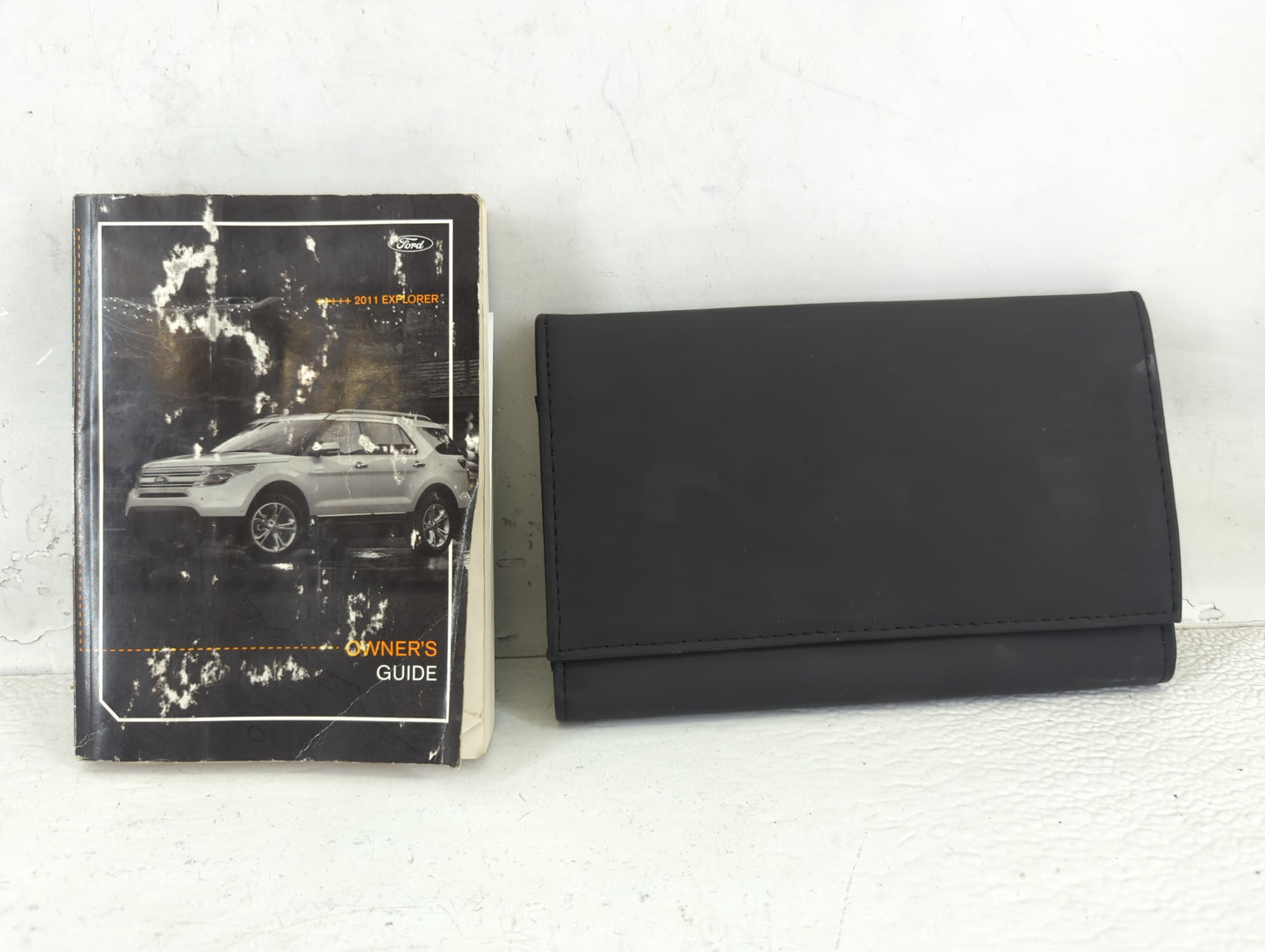 2011 Ford Explorer Owners Manual Book Guide P/N:BL2J-19A321 AB OEM Used Auto Parts - Oemusedautoparts1.com