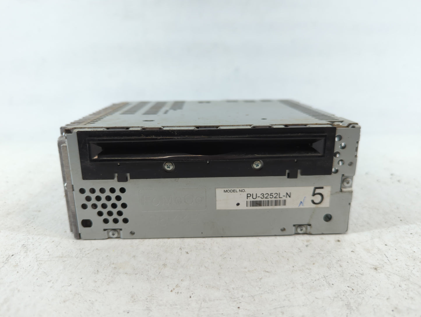 2011-2011 Ford Explorer Am Fm Cd Player Radio Receiver - Oemusedautoparts1.com