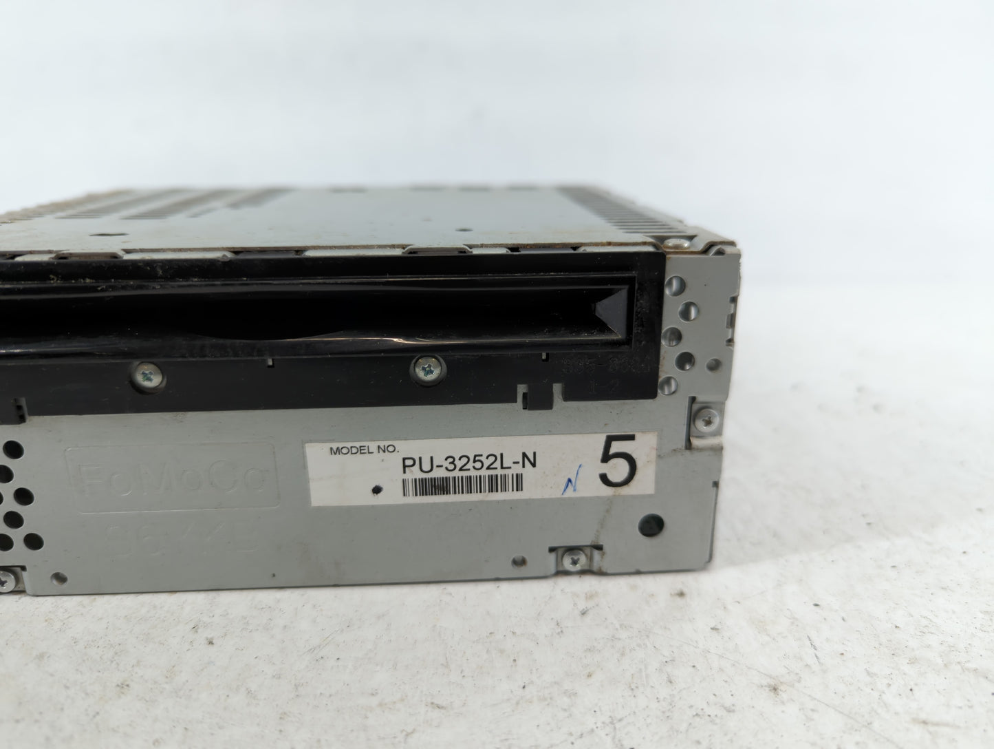 2011-2011 Ford Explorer Am Fm Cd Player Radio Receiver - Oemusedautoparts1.com