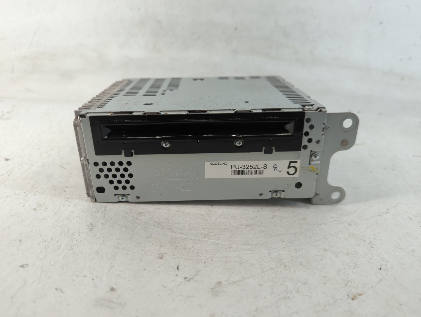2011 Ford Explorer Radio AM FM Cd Player Receiver Replacement P/N:BB5T-19C107-BS Fits OEM Used Auto Parts - Oemusedautoparts