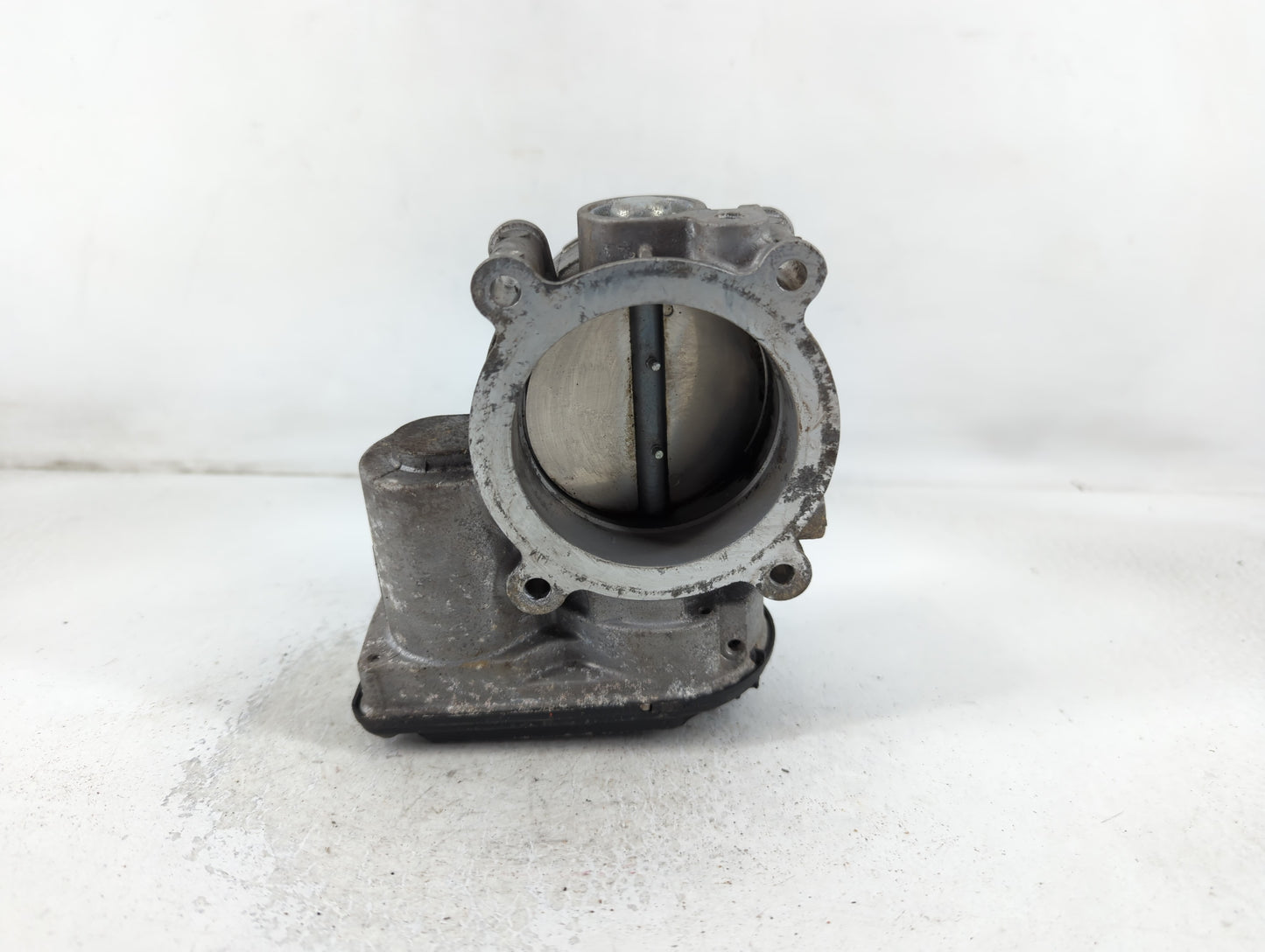 2011-2019 Ford Explorer Throttle Body P/N:J1030B-0130 Fits Fits 2011 2012 2013 2014 2015 2016 2017 2018 2019 OEM Used Auto P