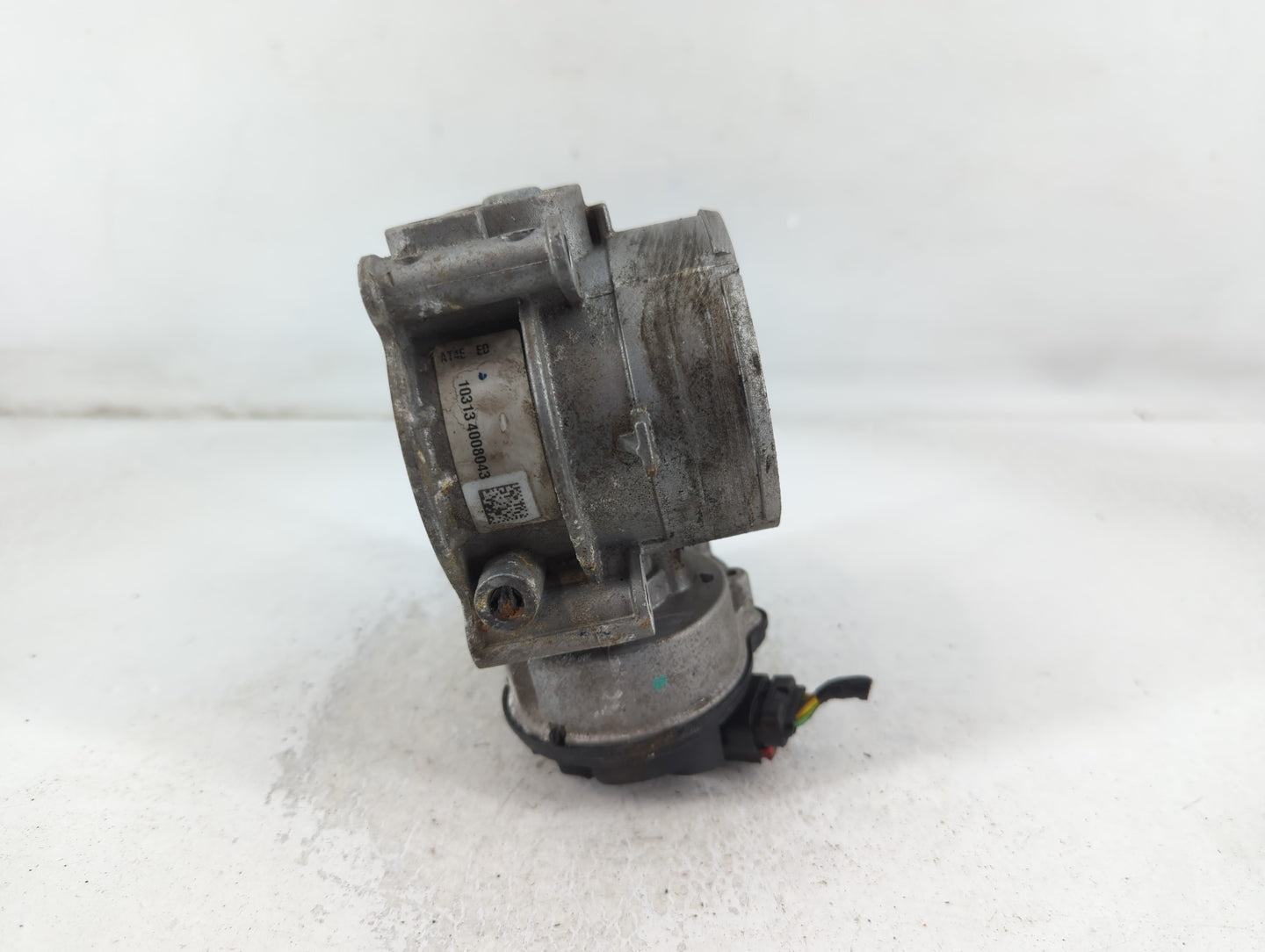 2011-2019 Ford Explorer Throttle Body P/N:J1030B-0130 Fits Fits 2011 2012 2013 2014 2015 2016 2017 2018 2019 OEM Used Auto P
