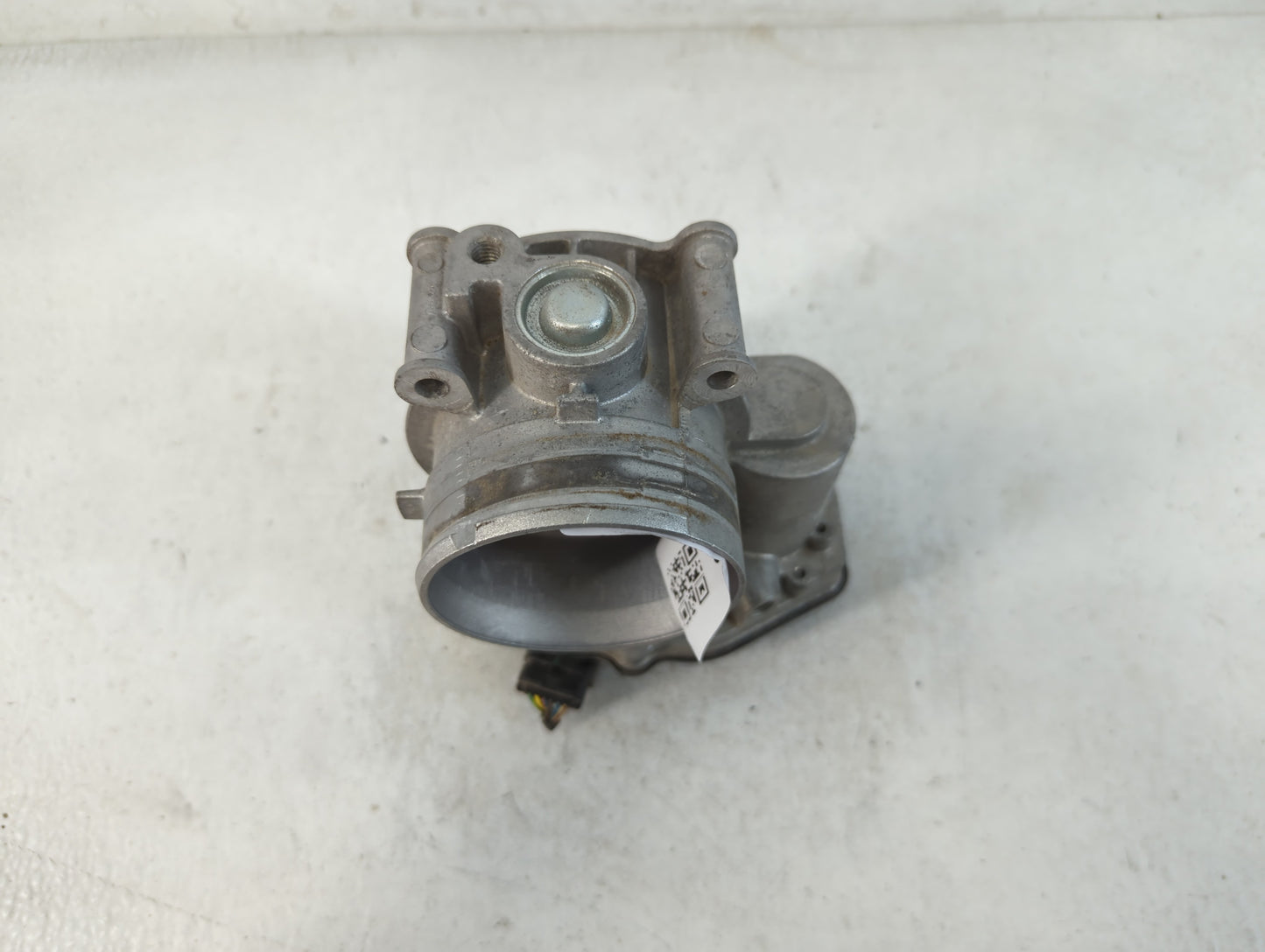 2011-2019 Ford Explorer Throttle Body P/N:AT4E-ED Fits Fits 2011 2012 2013 2014 2015 2016 2017 2018 2019 OEM Used Auto Parts